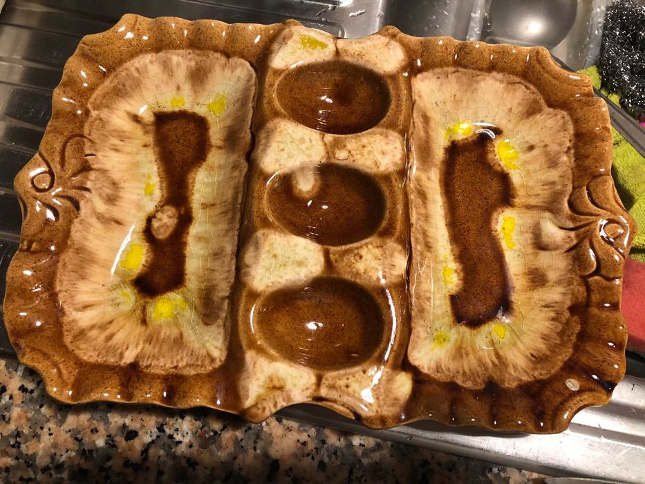 Travessa para ovos retro Belgo- Canadiano