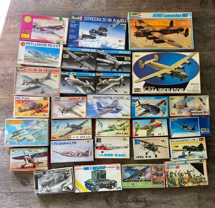 Modele samolotów z lat '70' 80 '90 i Kalkomania różne