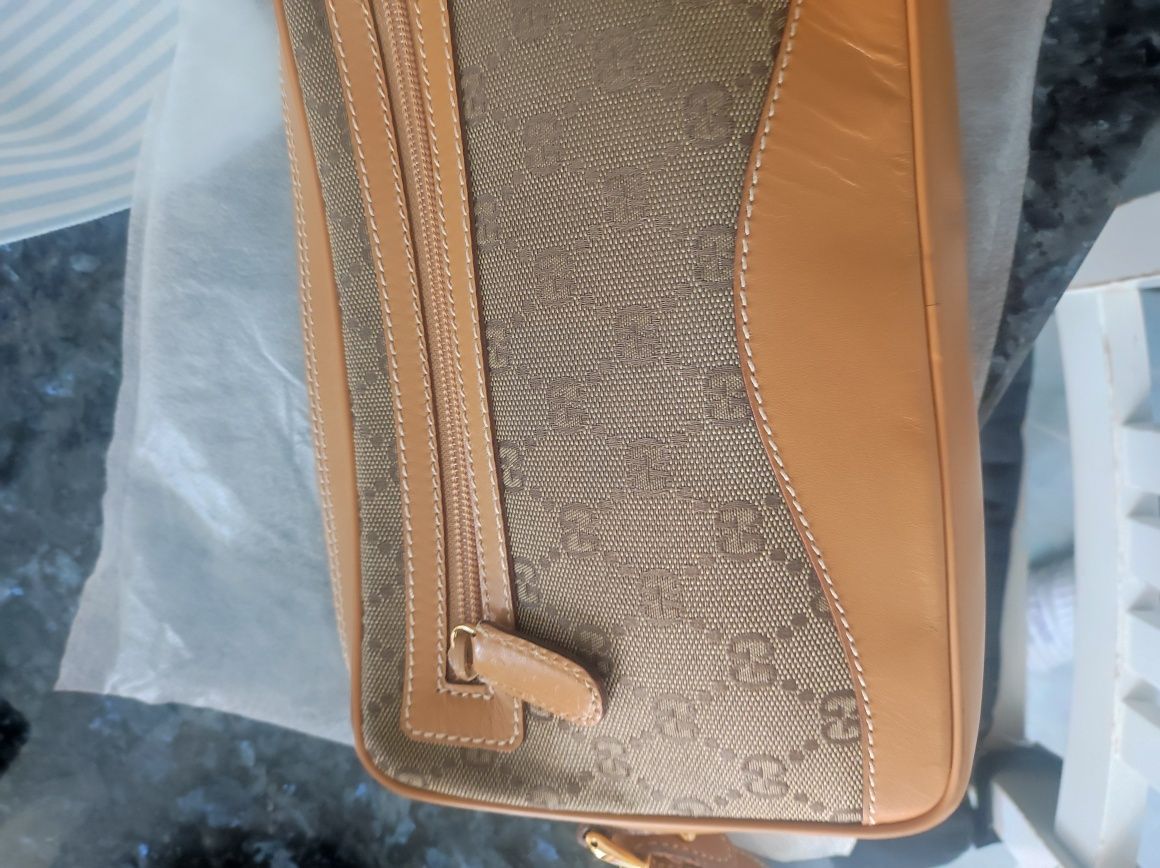 Pochete Gucci  de senhora