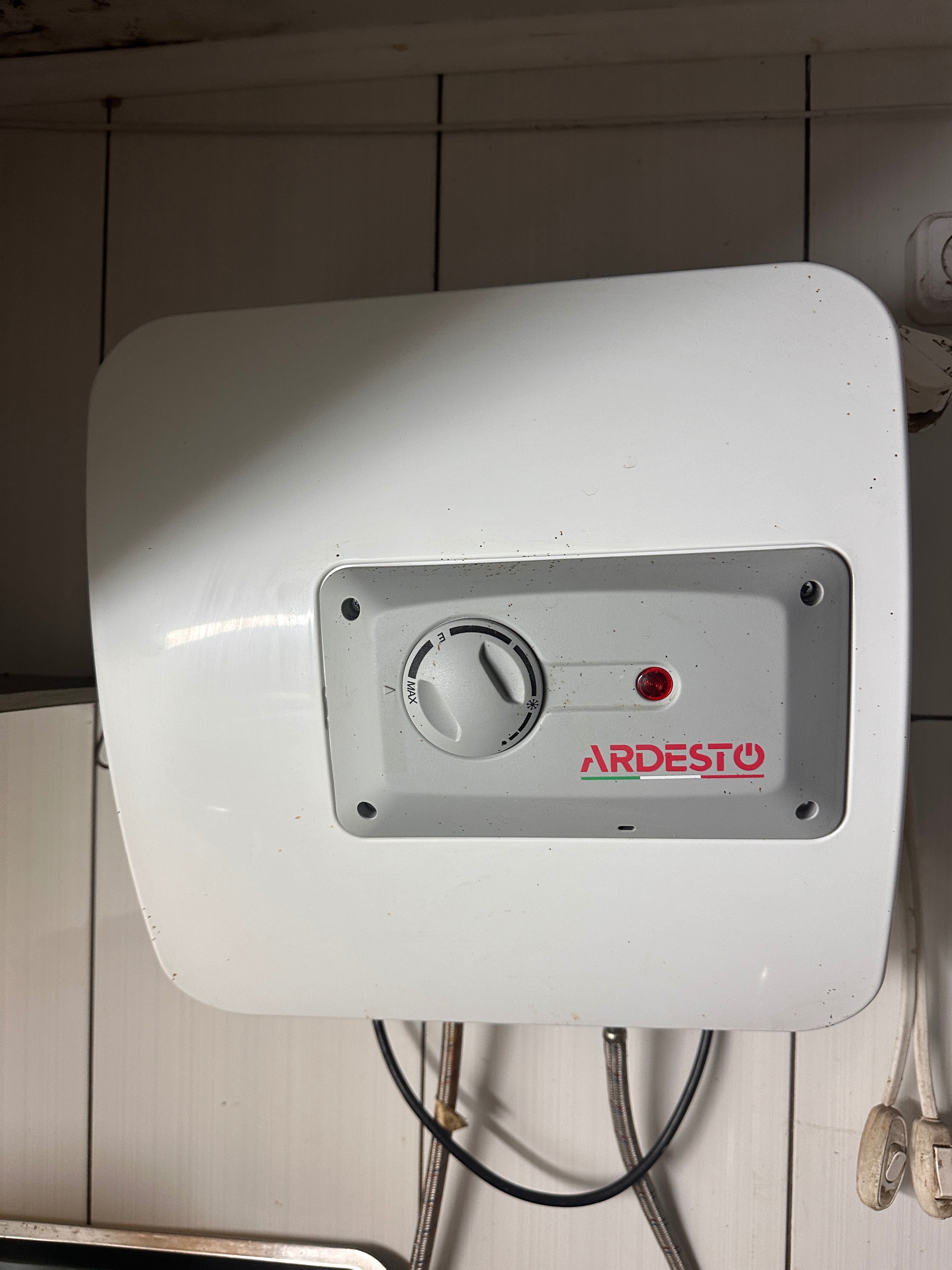 Бойлер Ardesto 10/3