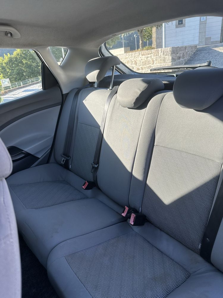 Vendo ou troco Seat Ibiza 6j 2008 Gasolina troco por mota de agua