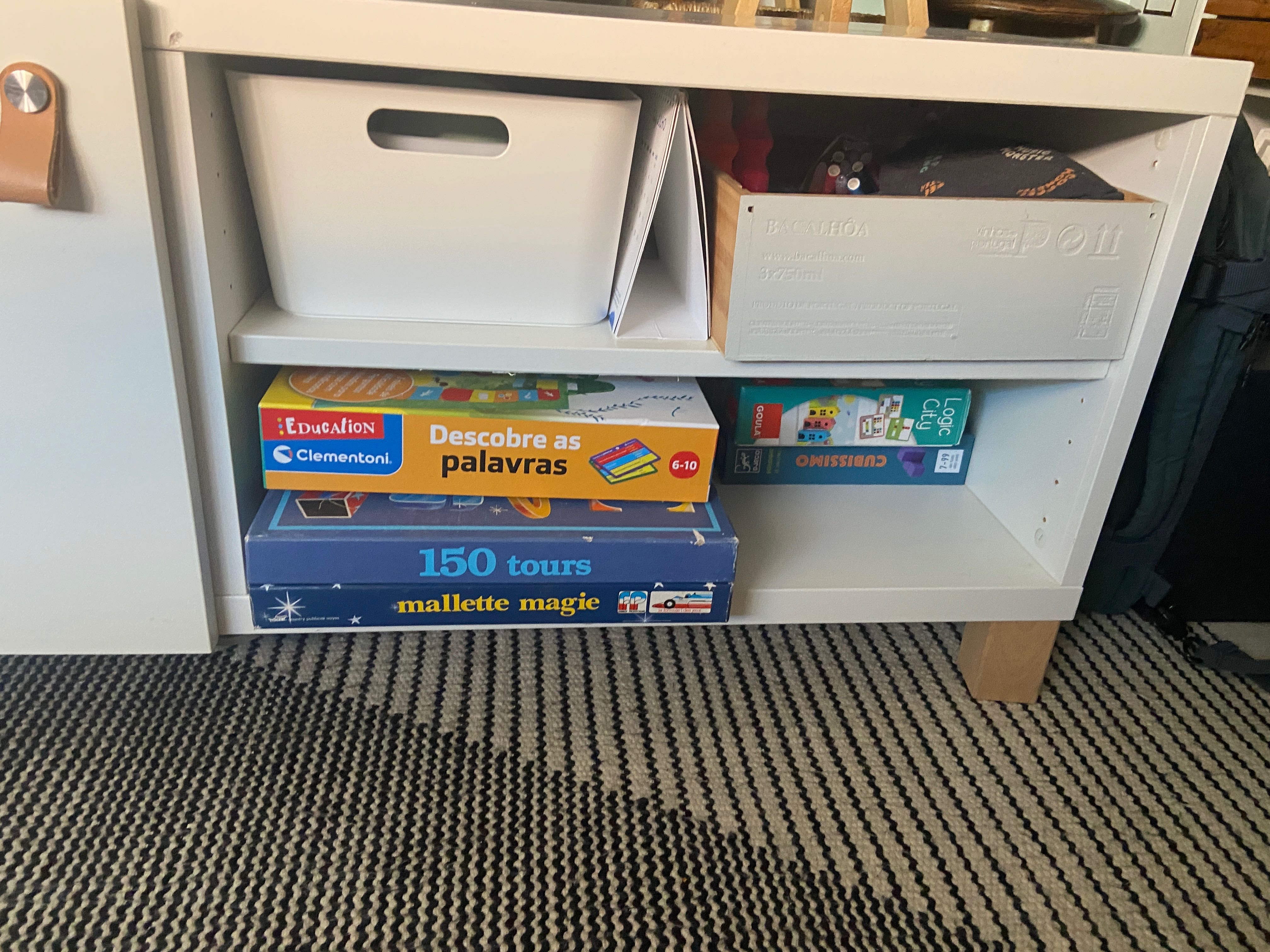Móvel de TV c/portas - BESTÅ IKEA