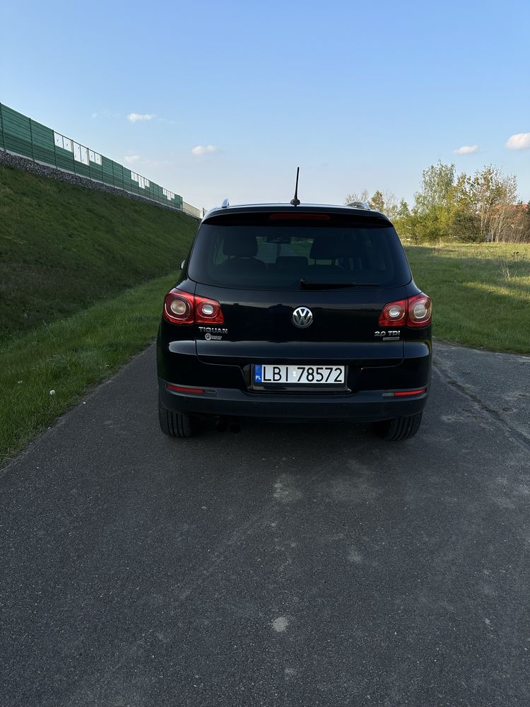 Volkswagen Tiguan 2011r 2.0d