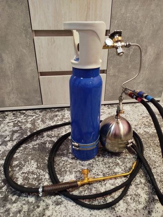 Газозварювальний пост,балон кисневий +пропановий