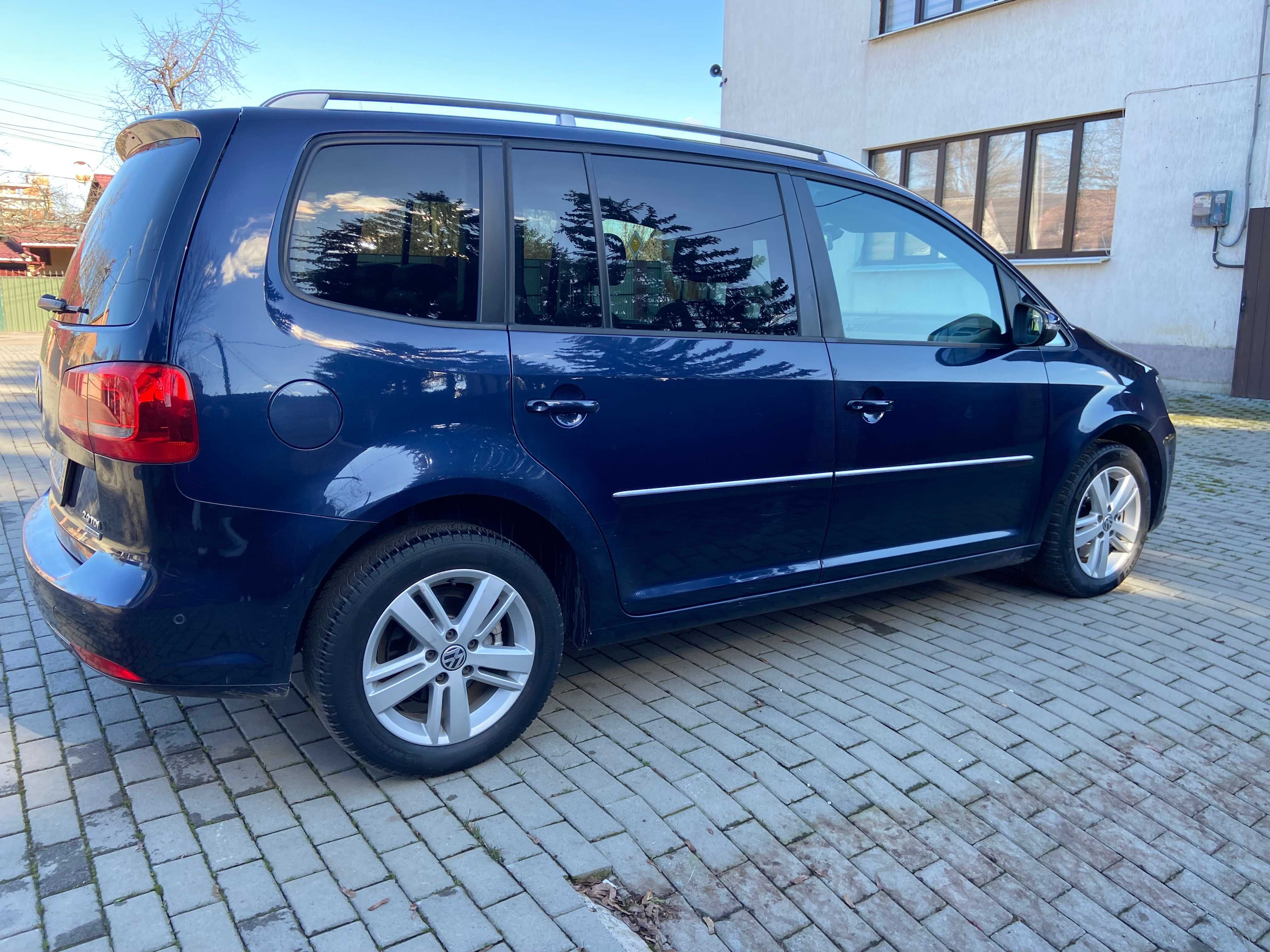 Vw TOURAN 2,0 TDI 103KW 7-місць