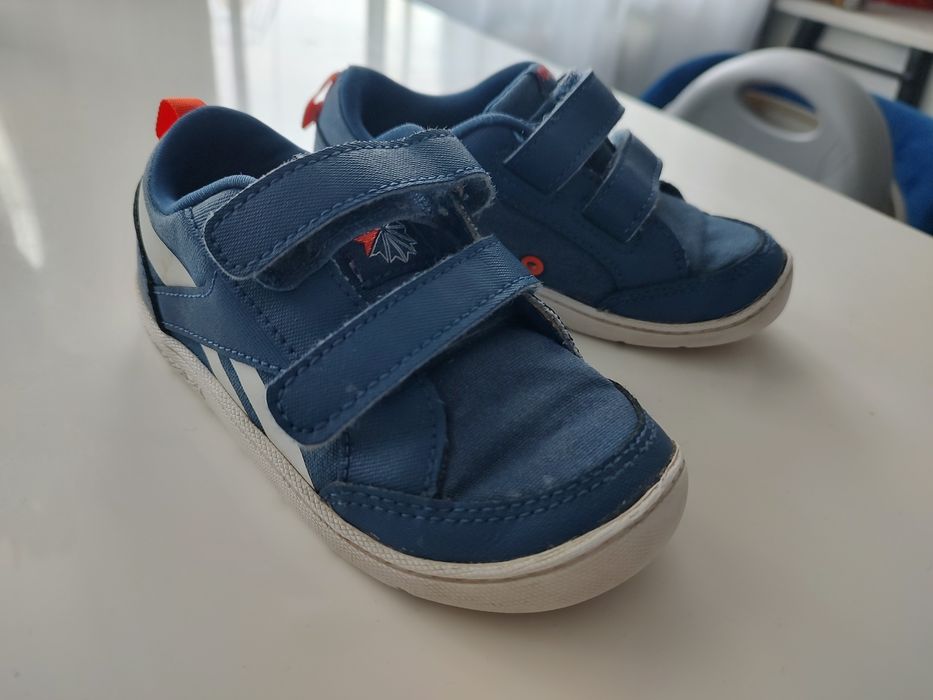 Reebok buty sportowe skóra naturalna niebieski rozmiar 23,5