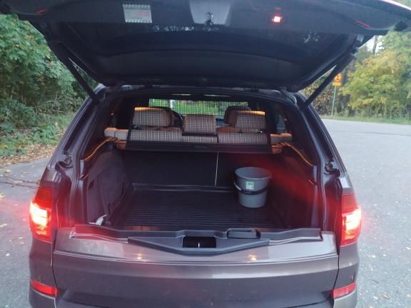 В продаже BMW x5 e70