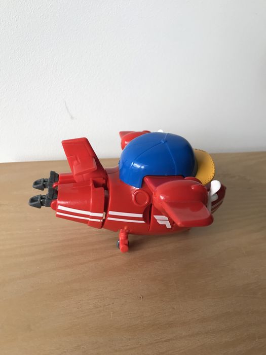 Flip z Super Wings figurka transformująca samolot robot 2w1