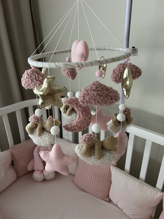 Ліжечко дитяче..