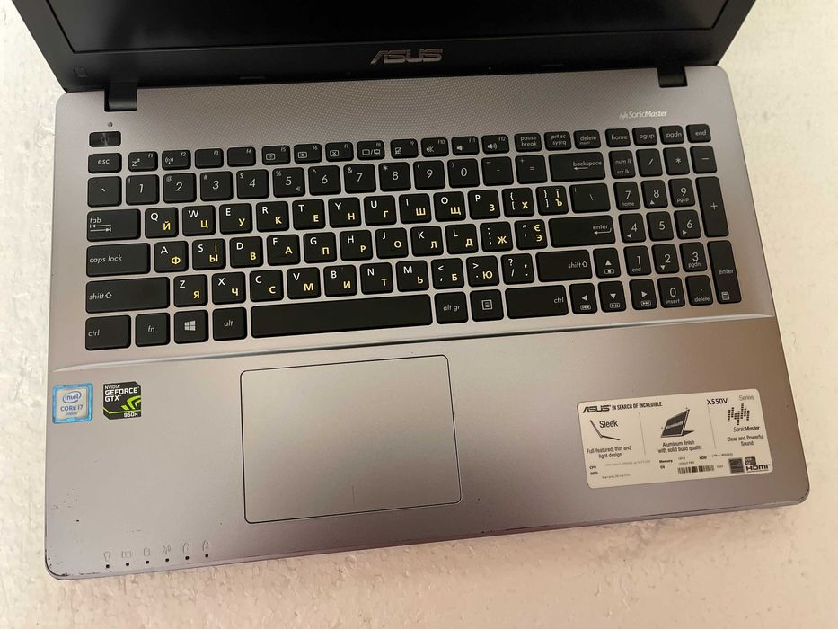 Игровой ASUS X550V + (Core i7 6700HQ) + 16 ГБ DDR4 + ТОП Видео GTX!!