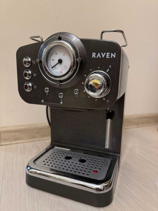 Кавоварка ріжкова RAVEN EER001G