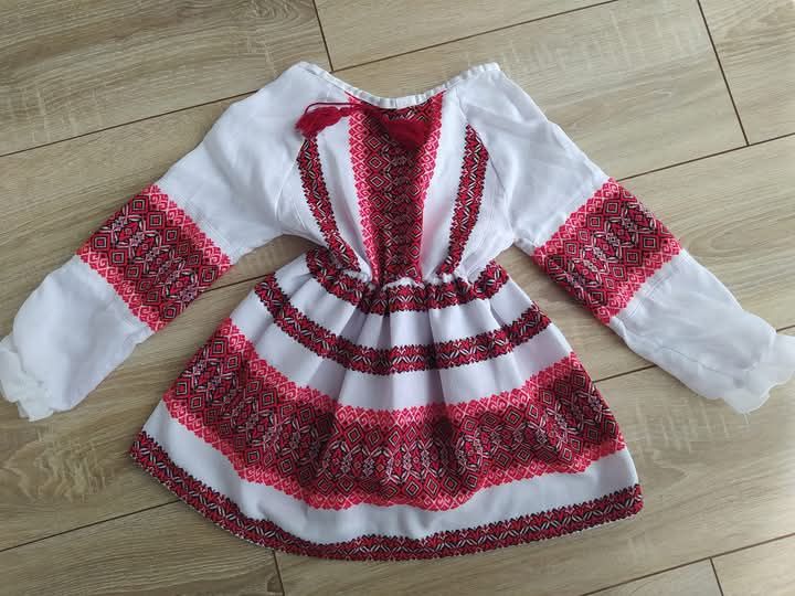 Сукня вишиванка на дівчинку 3-4 р , плаття вишите.