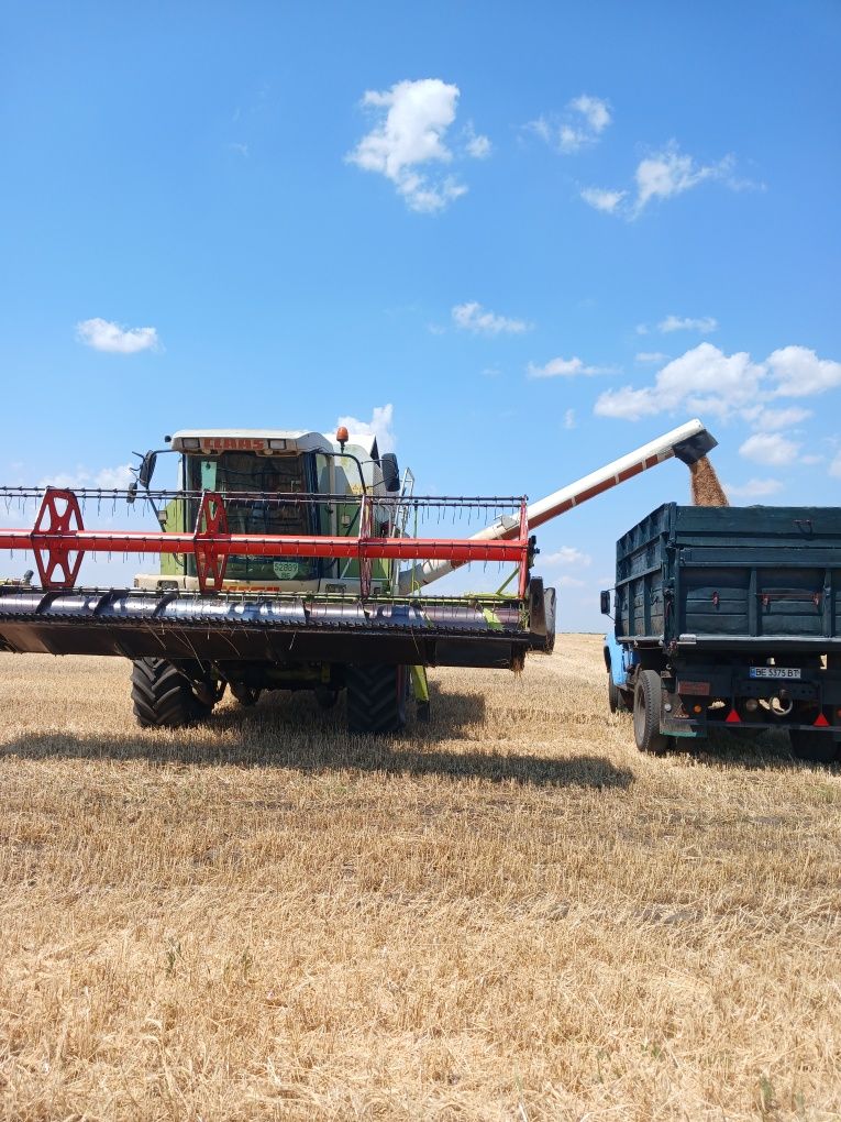 Комбайн Claas Mega 204