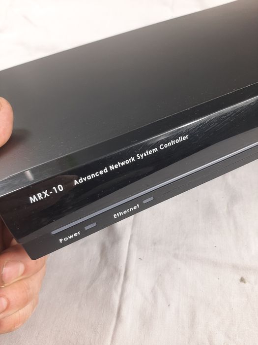 контроллер URC MRX-10 Advanced Network System Controller