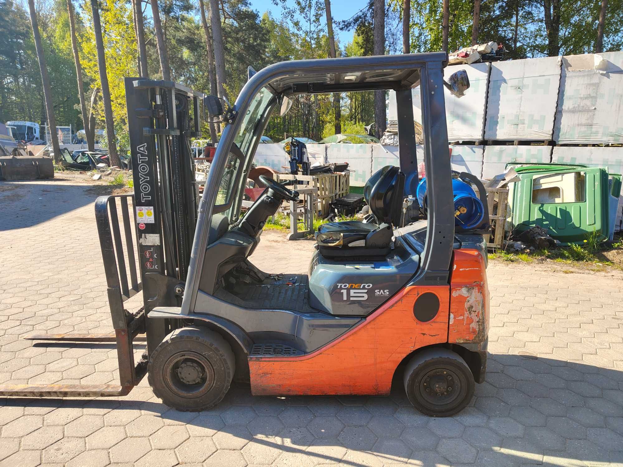 Wózek widłowy TOYOTA TONERO 15 02-8FGF15
