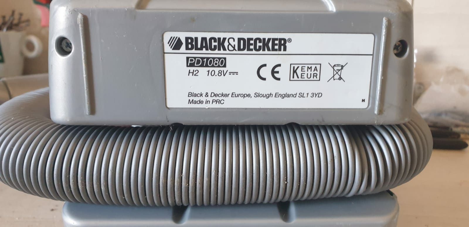 Aspirador portátil a bateria Black & Decker