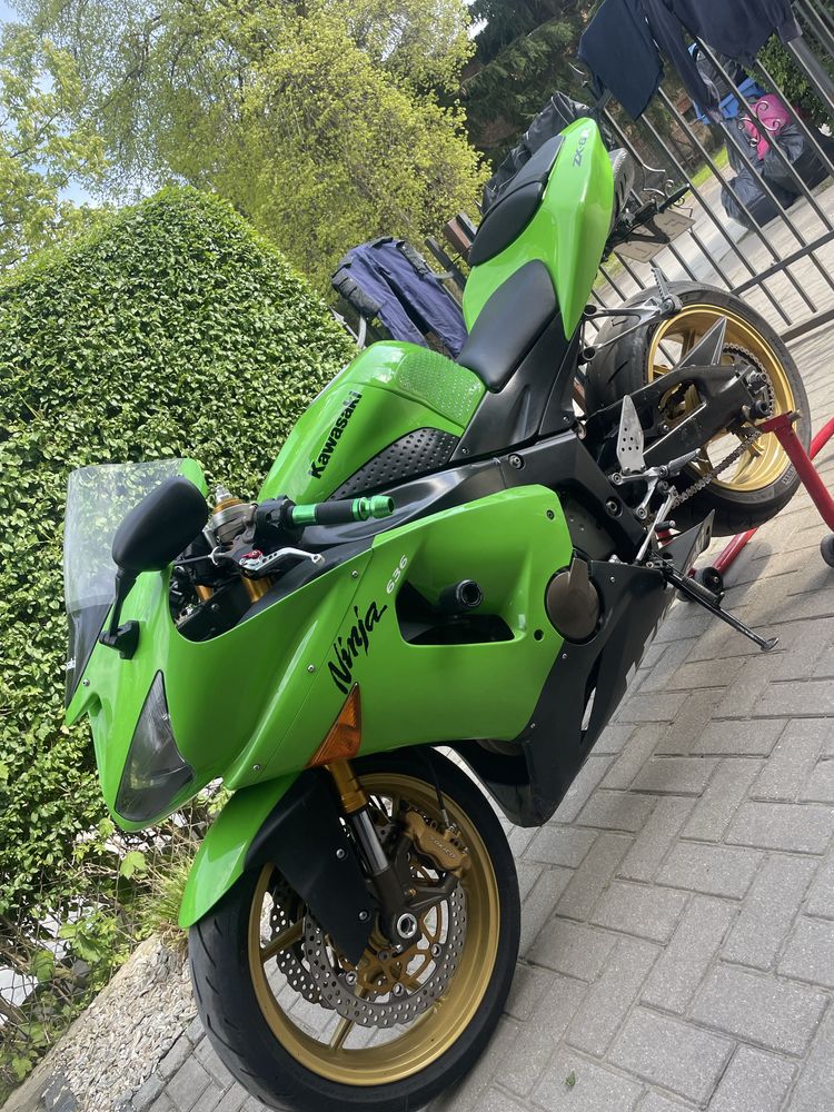 Kawasaki zx6r 636