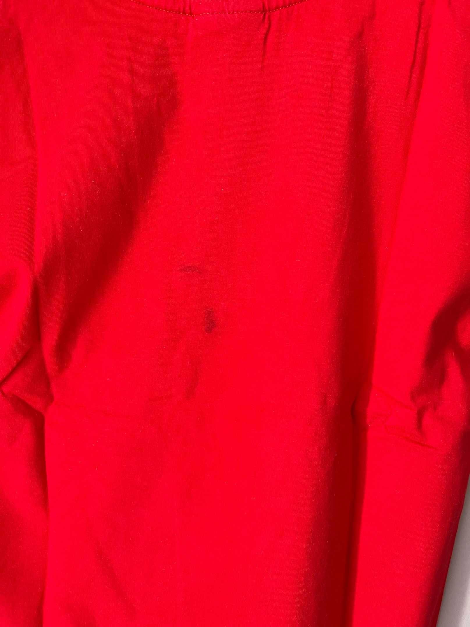 Czerwona koszulka z krótkim rękawem z krową