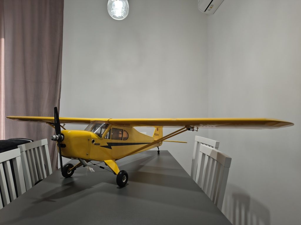 Model RC samolotu J3 Piper Cub J-3 spalinowy żarowy silnik 4t Idealny