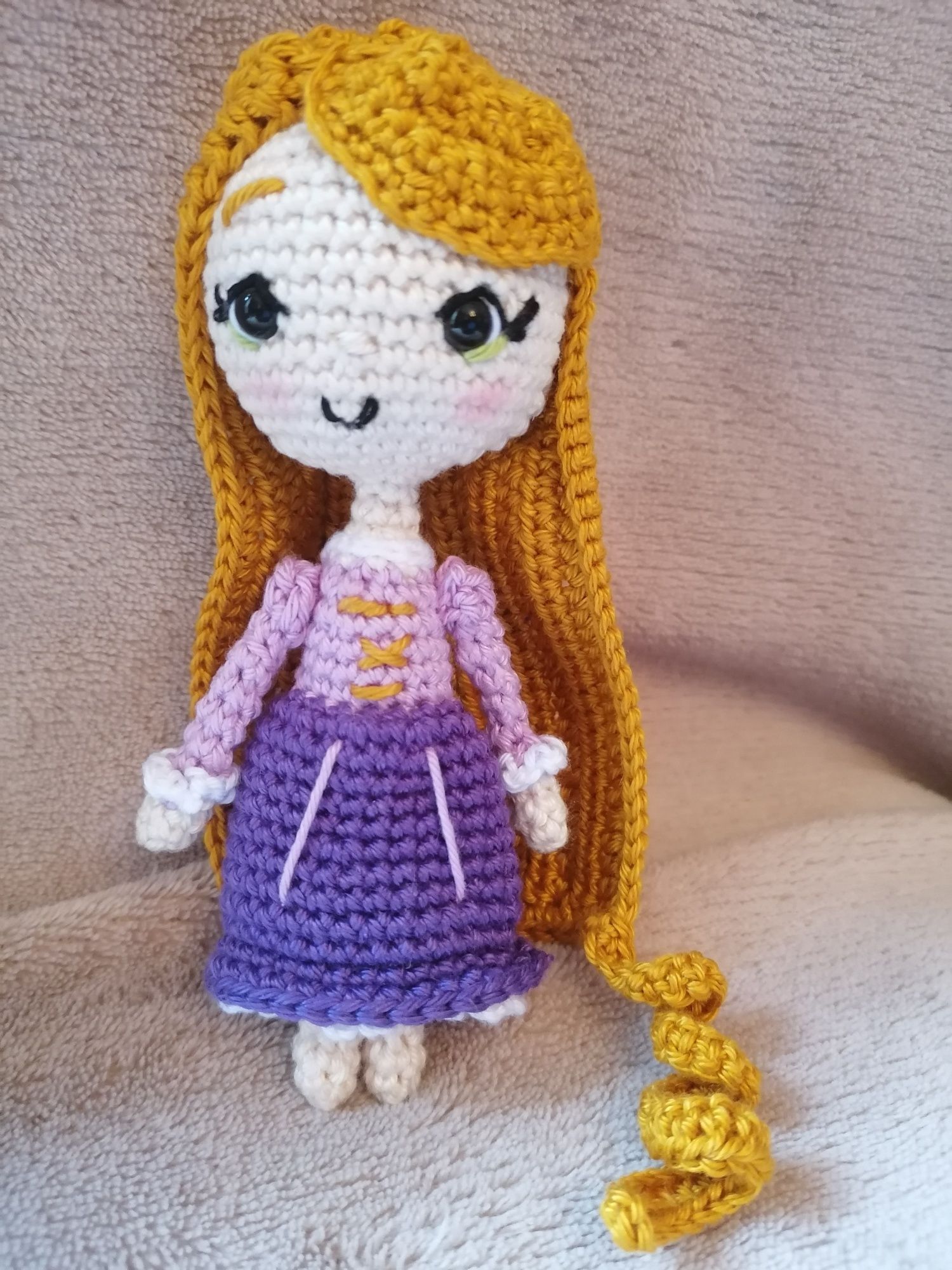 Princesa Rapunzel em crochet (Amigurumi)