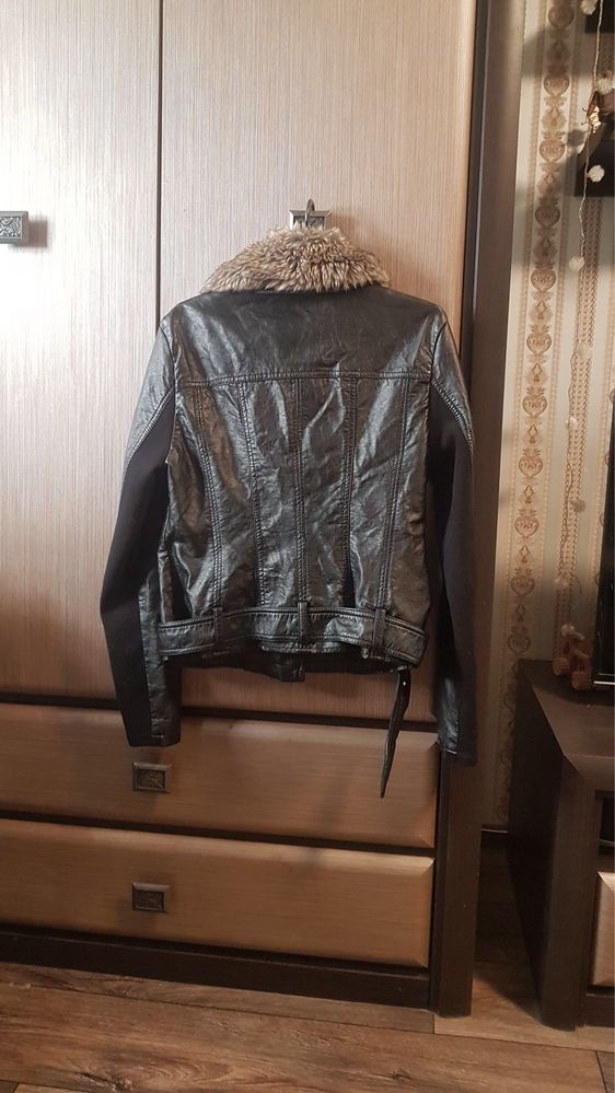 Кожанка, б/у. Раз. М/S