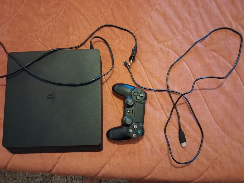 Consola  PS4 Slim