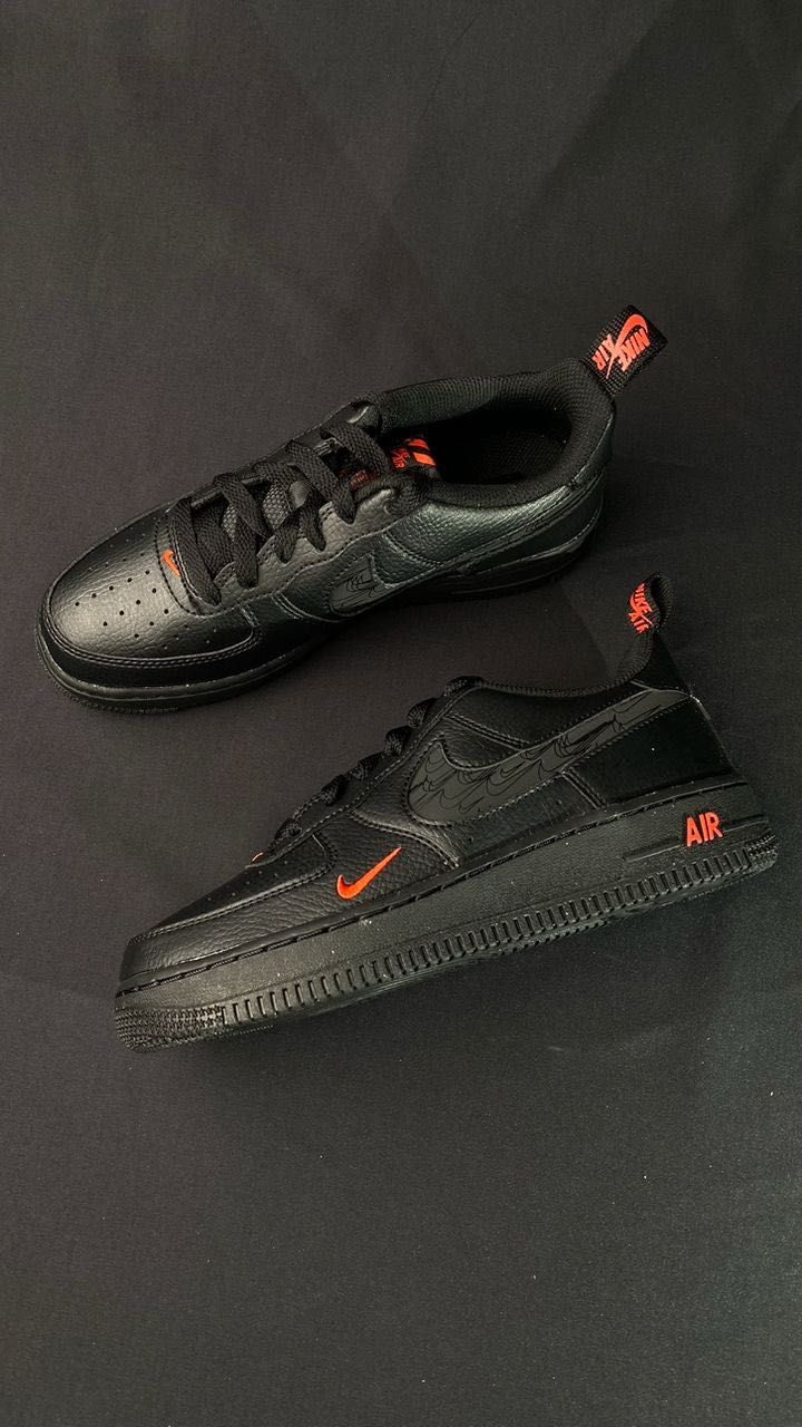 Кросівки жіночі Nike Air Force 1 Lv8 Gs