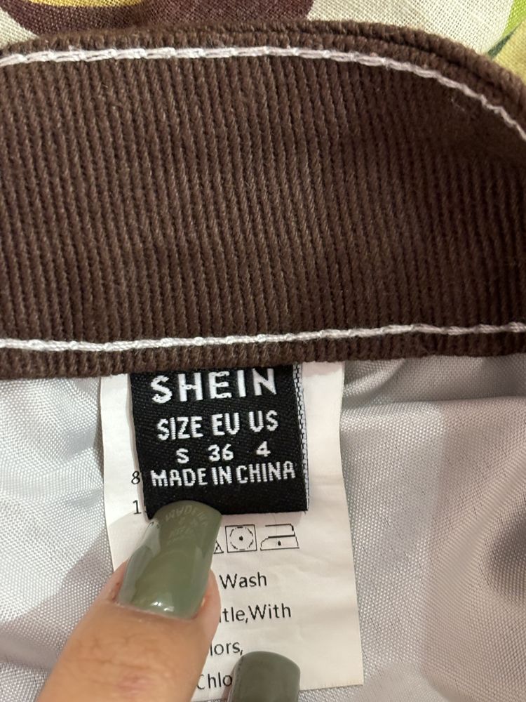 Джинси Shein жіночі.