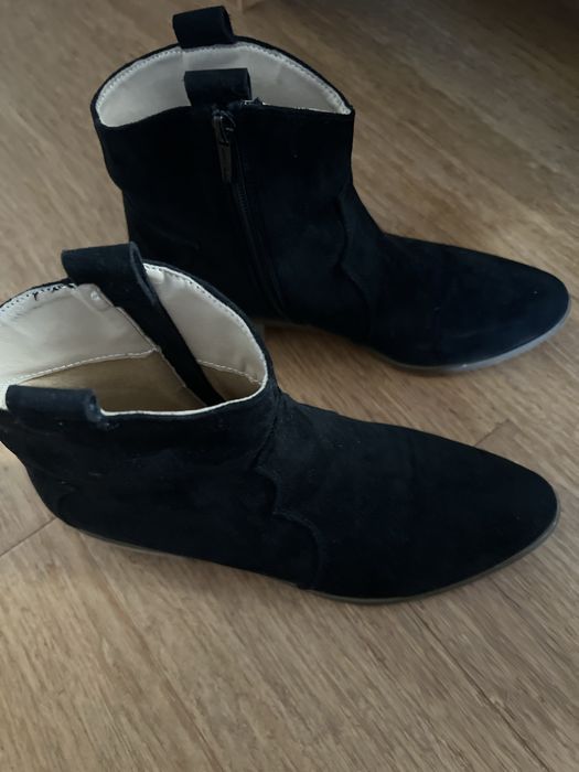 Botki damskie czarne 39