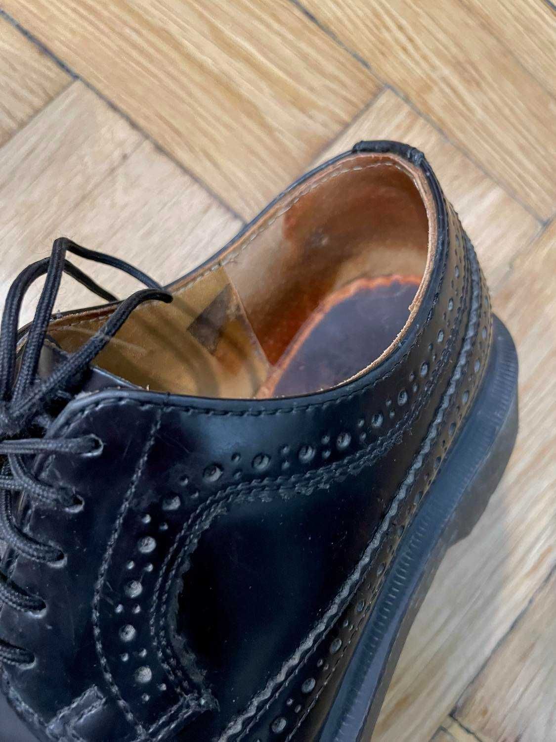 Półbuty oksfordki Martens