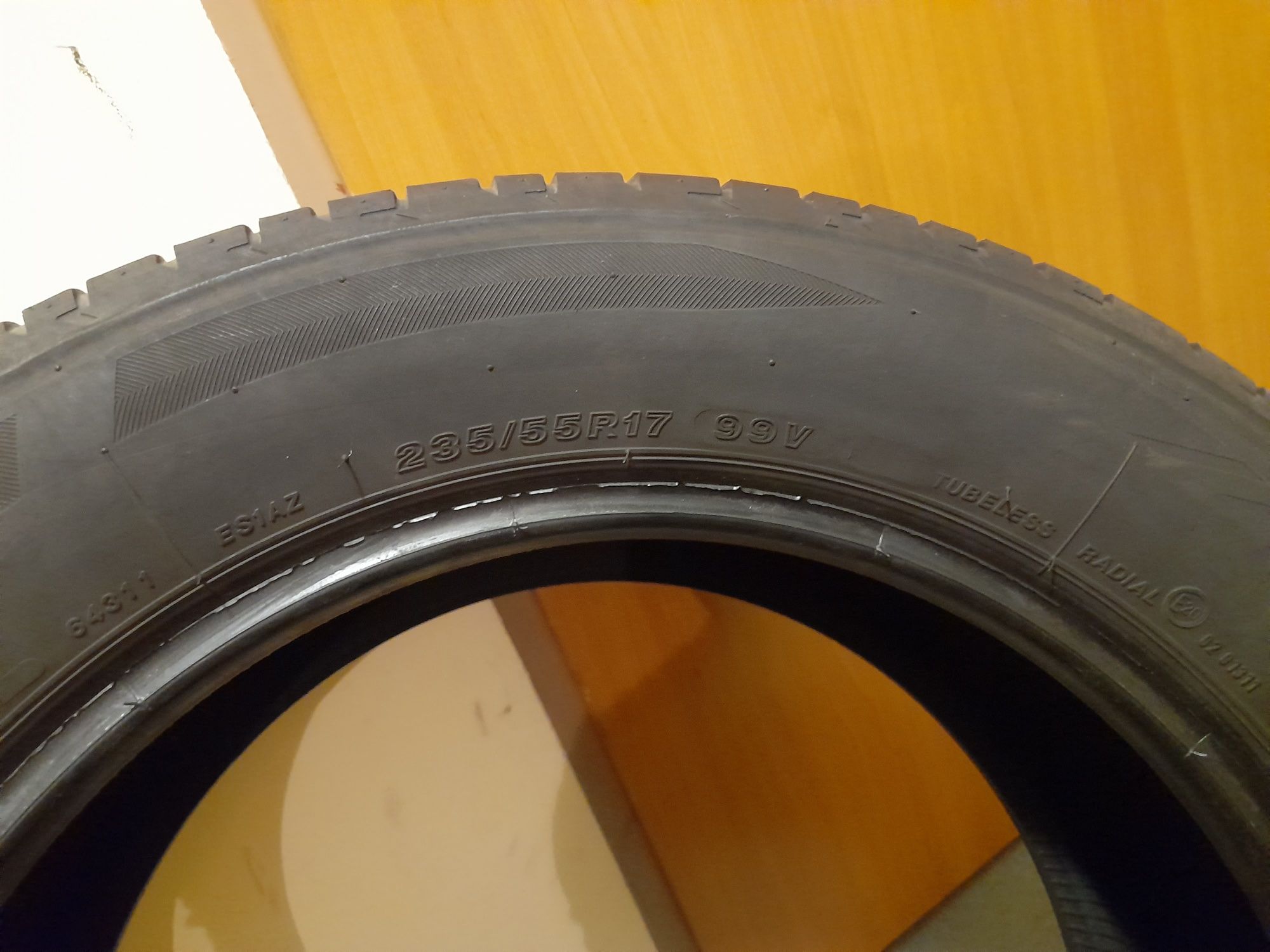 Bridgestone Putenza 235/55/17 99V  2szt.