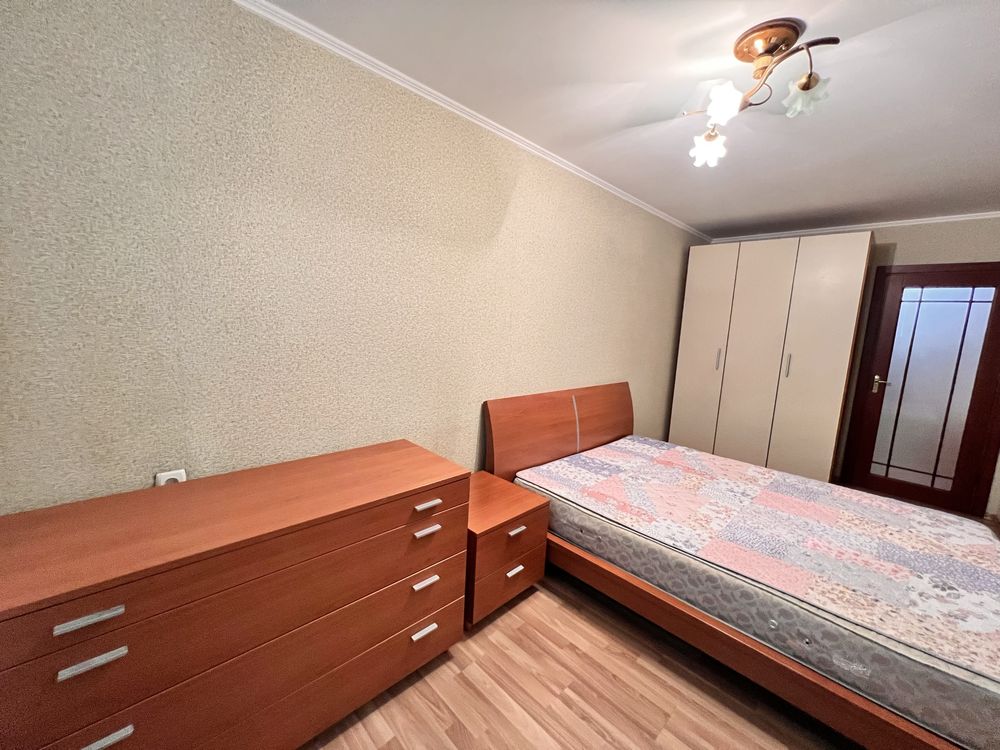 Продам 3к квартиру на ж/м Красный камень 14