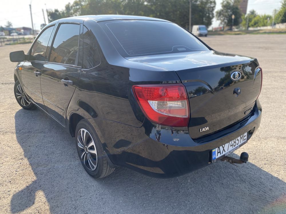 Лада Гранта ВАЗ 2190
