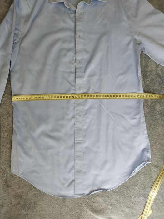 Сорочка блакитного кольору, підліток
