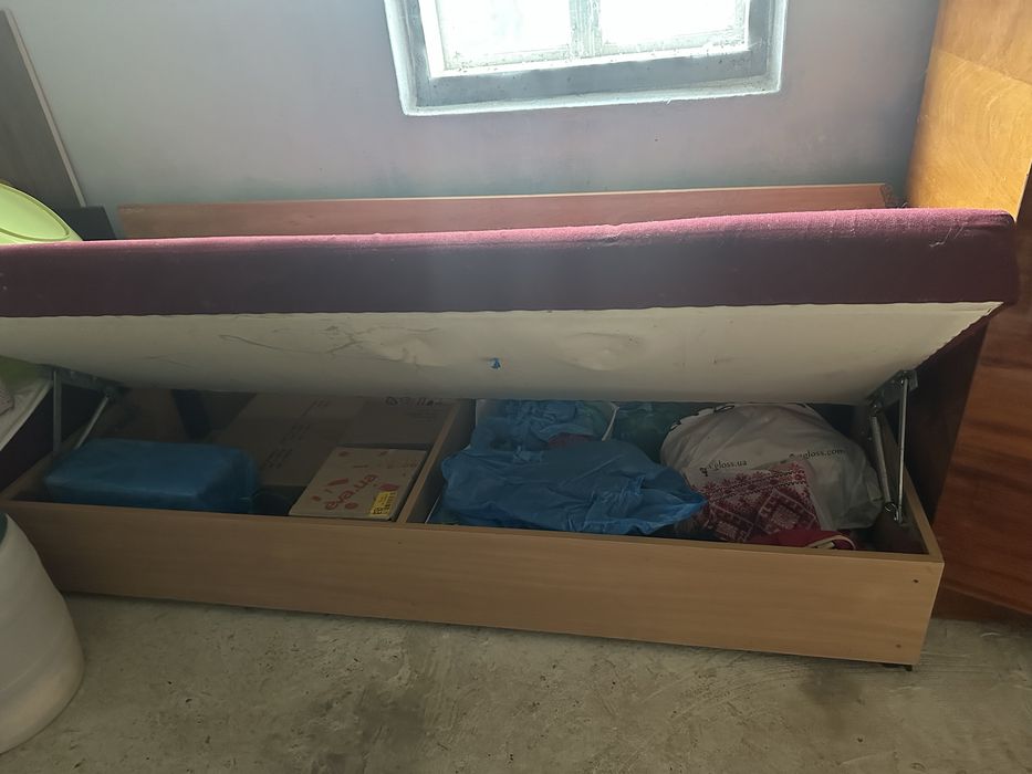 Диван ліжко самовивіз