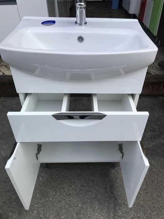 Новая элитная тумба в ванну в комплекте с умывальником (раковиной).