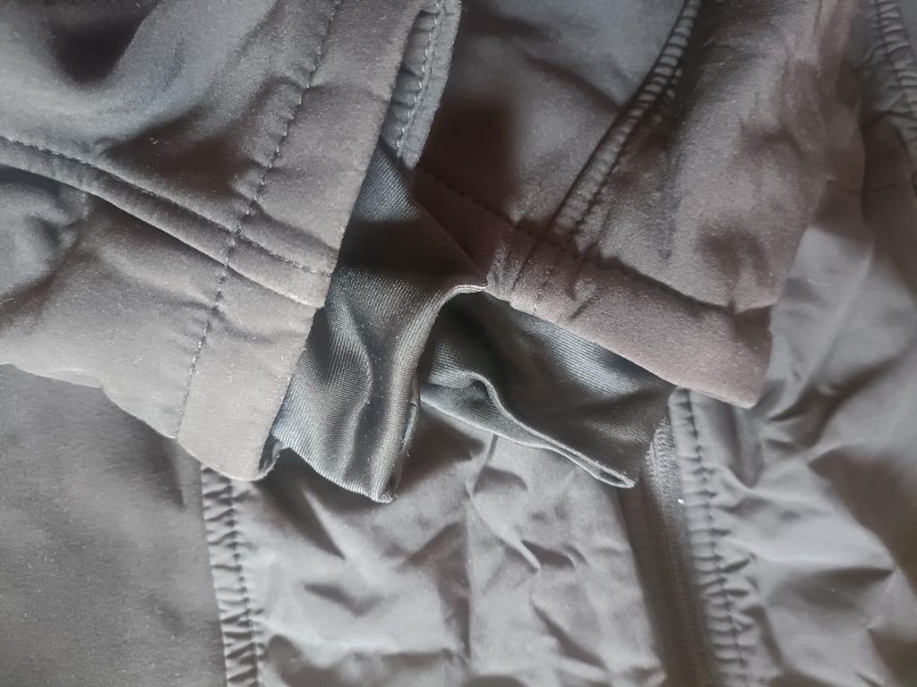 Kurtka damska przejściowa Softshell jacket rozmiar M . Bench