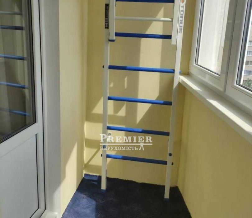 Продам 3-х кімнатну квартиру на Сахарова