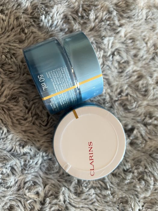крем для обличчя Clarins Hydra-Essentiel Cream