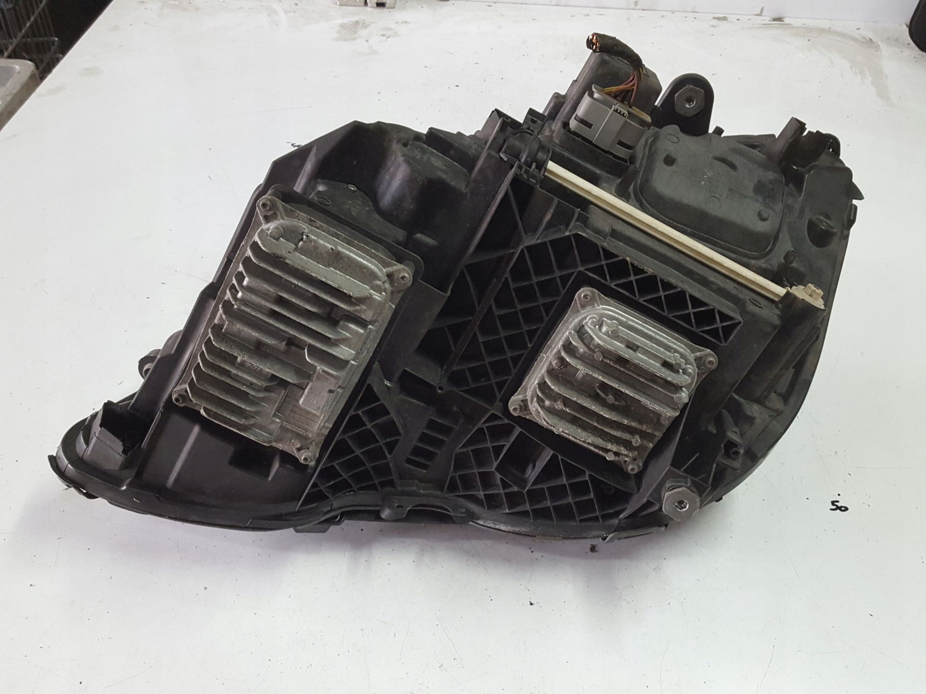 MERCEDES E KLASA W212 LIFT 12-16r LAMPA LED ILS PRAWA PRZÓD A2129063003