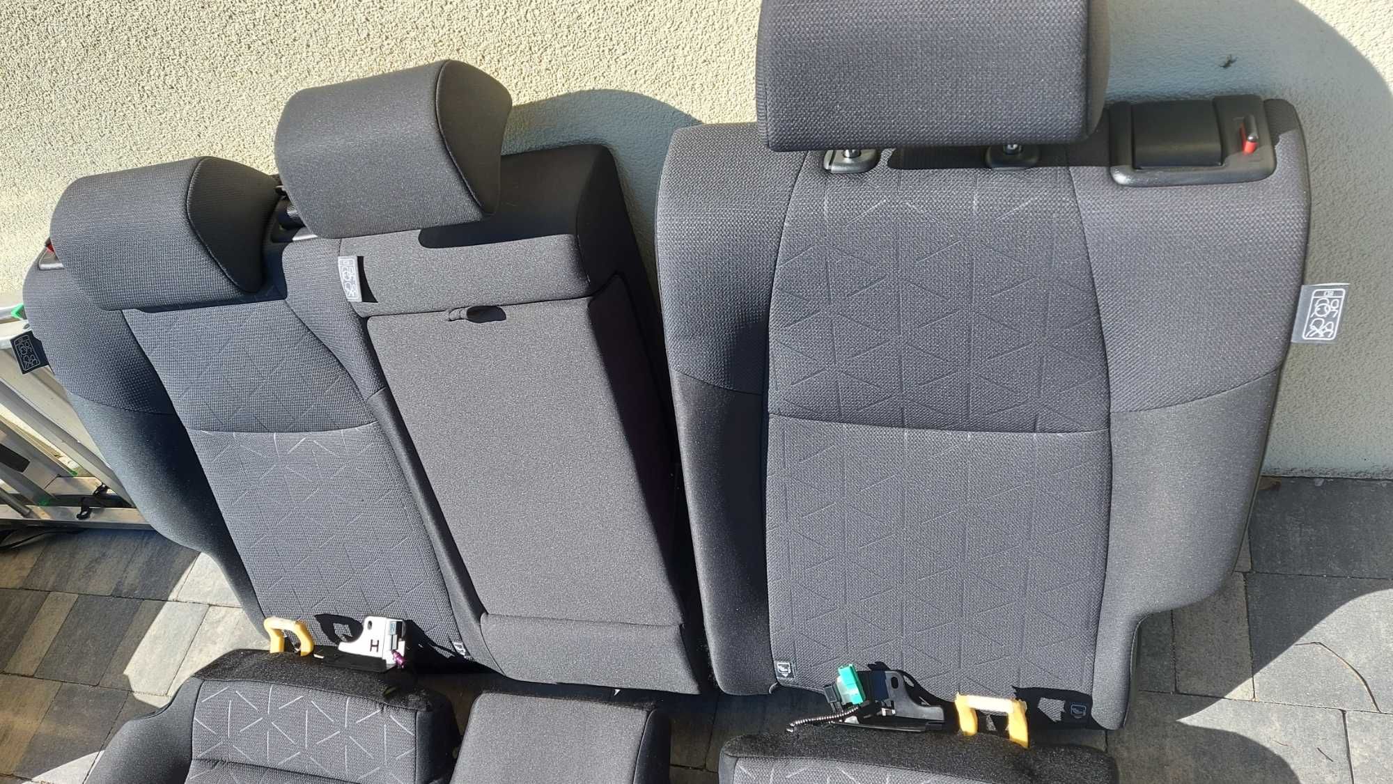 Toyota RAV4 V kanapa z oparciem piękna wysyłka