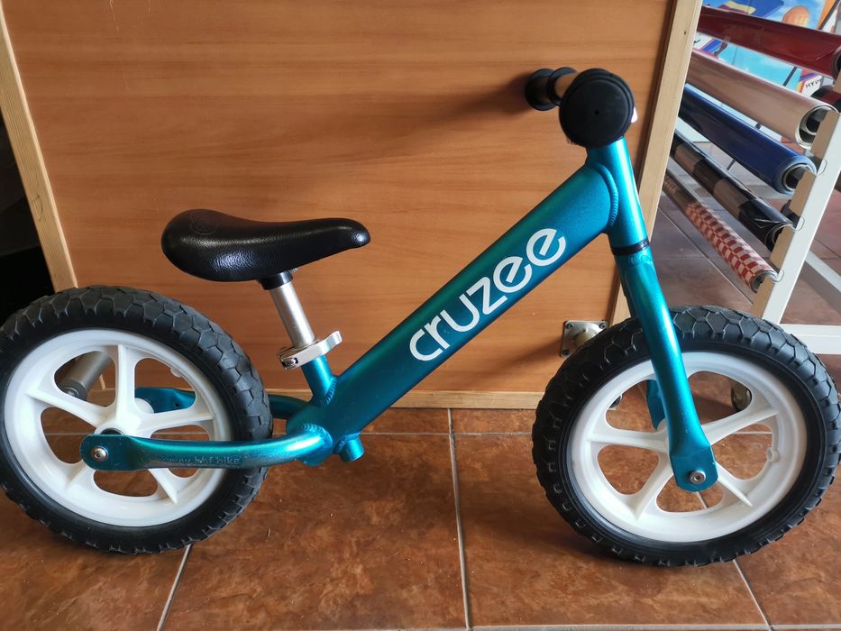 Rowerek biegowy Cruzee niebieski