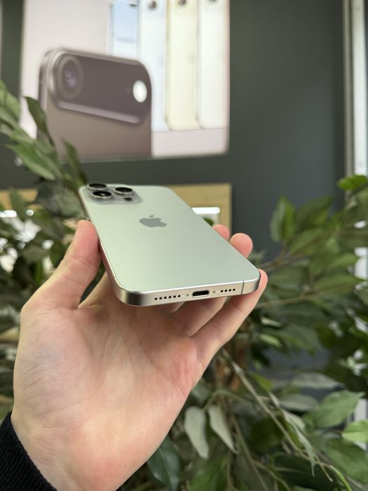 iPhone 15 Pro Max 256GB Natural Titanium