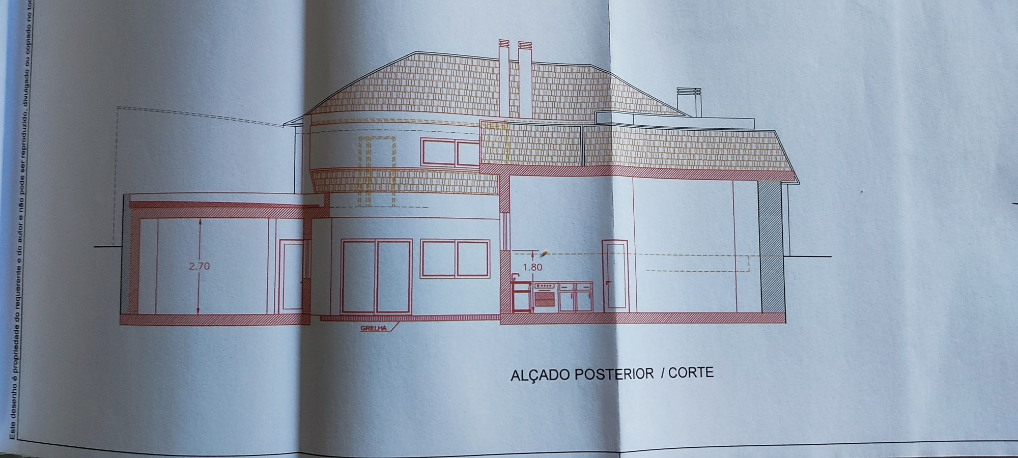 Moradia Isolada em Pedra.