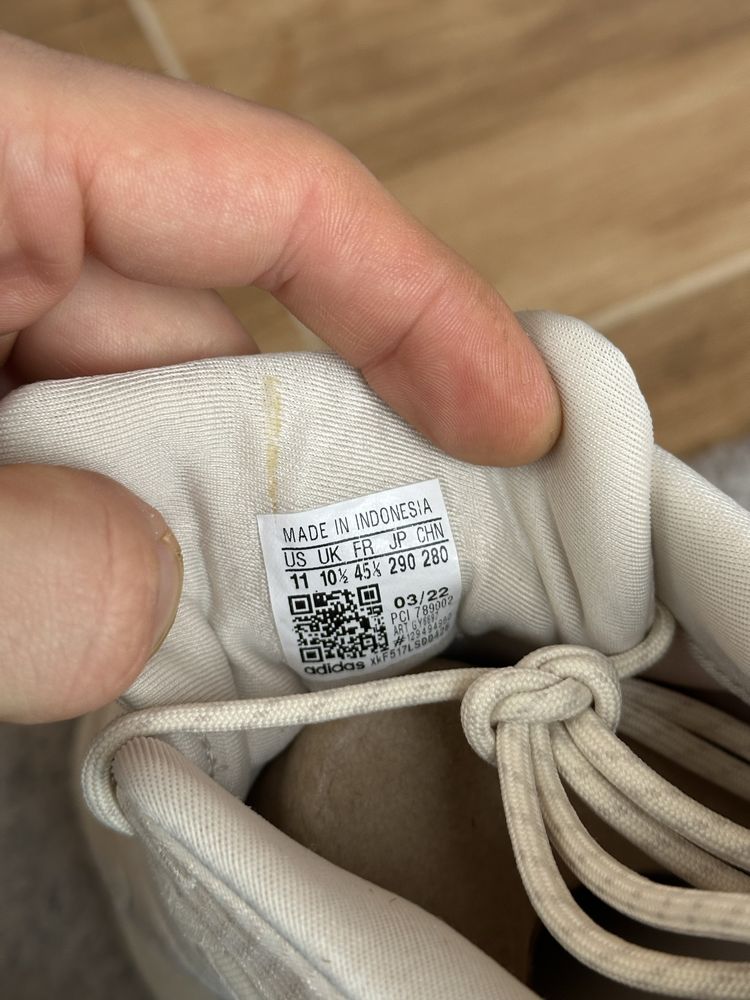 Кроссовки Adidas ZX22 Boost