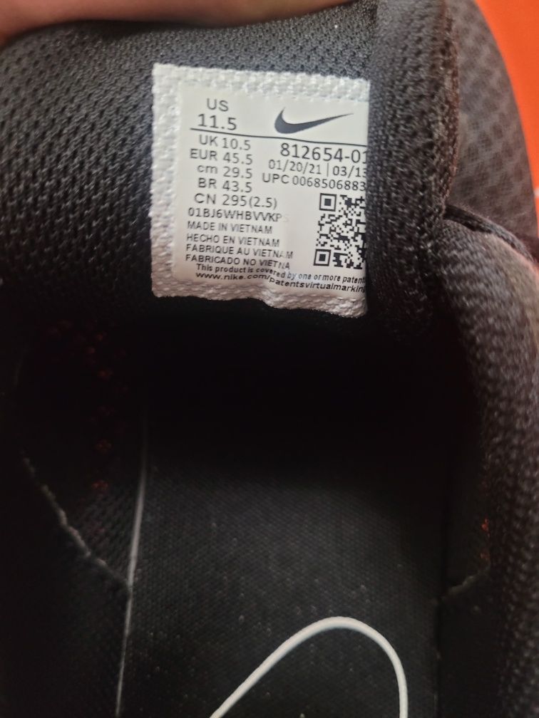 Кросівки NIKE оригінал