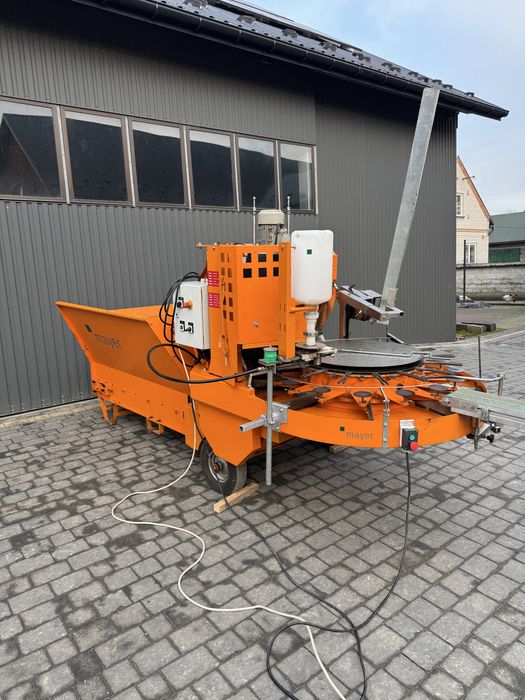 Doniczkarka Mayer 1010 z dozownikiem Osmocote i taśmociągiem łapka