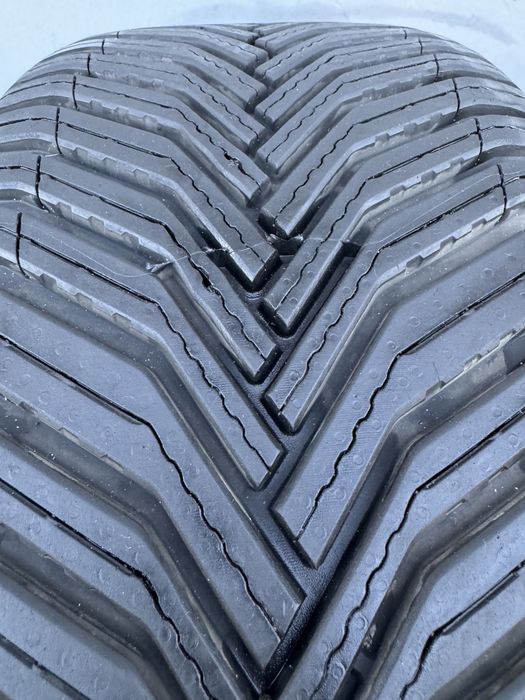 Шини Michelin 235 50 18