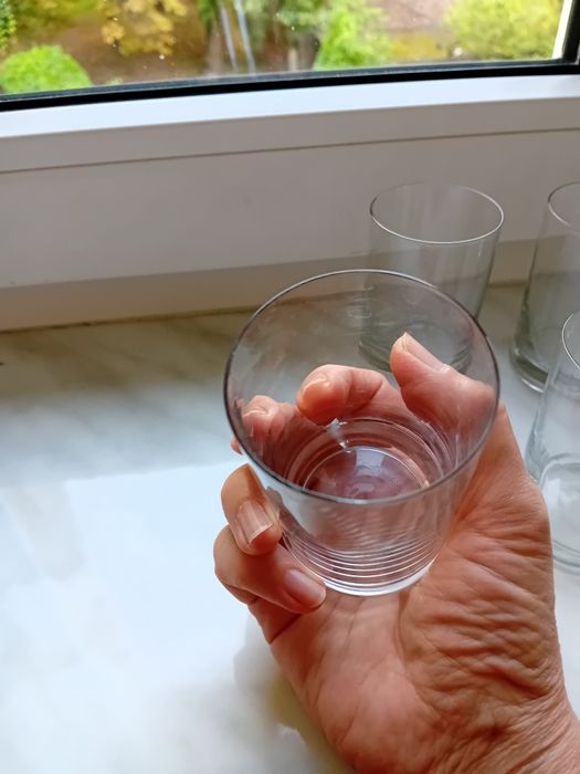 Szklanki małe literatki. 150 ml. Nowe.