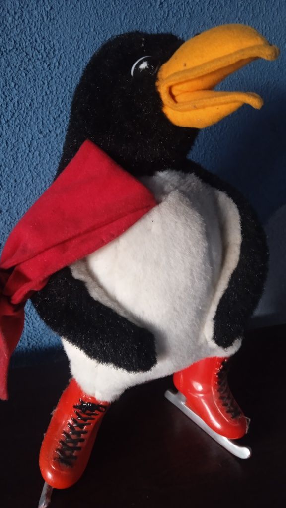 Пингвин.игрушка .40 см
